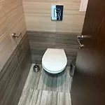 Апартамент за гости моника *