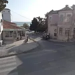 за гости моника Apartment Balchik