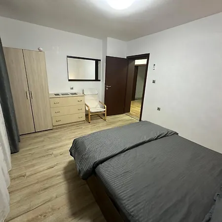 за гости моника Apartment