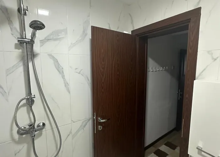 за гости моника Apartment